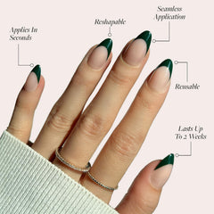 Glamnetic Château: punta francesa verde oscura semi-transparente para looks sofisticados.