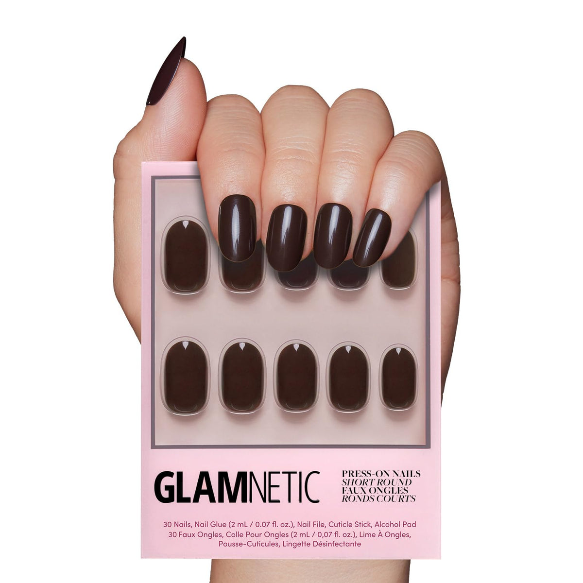 Glamnetic uñas opacas marrón corteza primer plano para look diario elegante