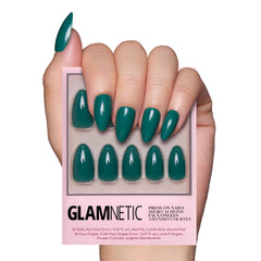 Glamnetic uñas postizas verde esmeralda corto almendra, acabado brillante para estilo glamoroso.