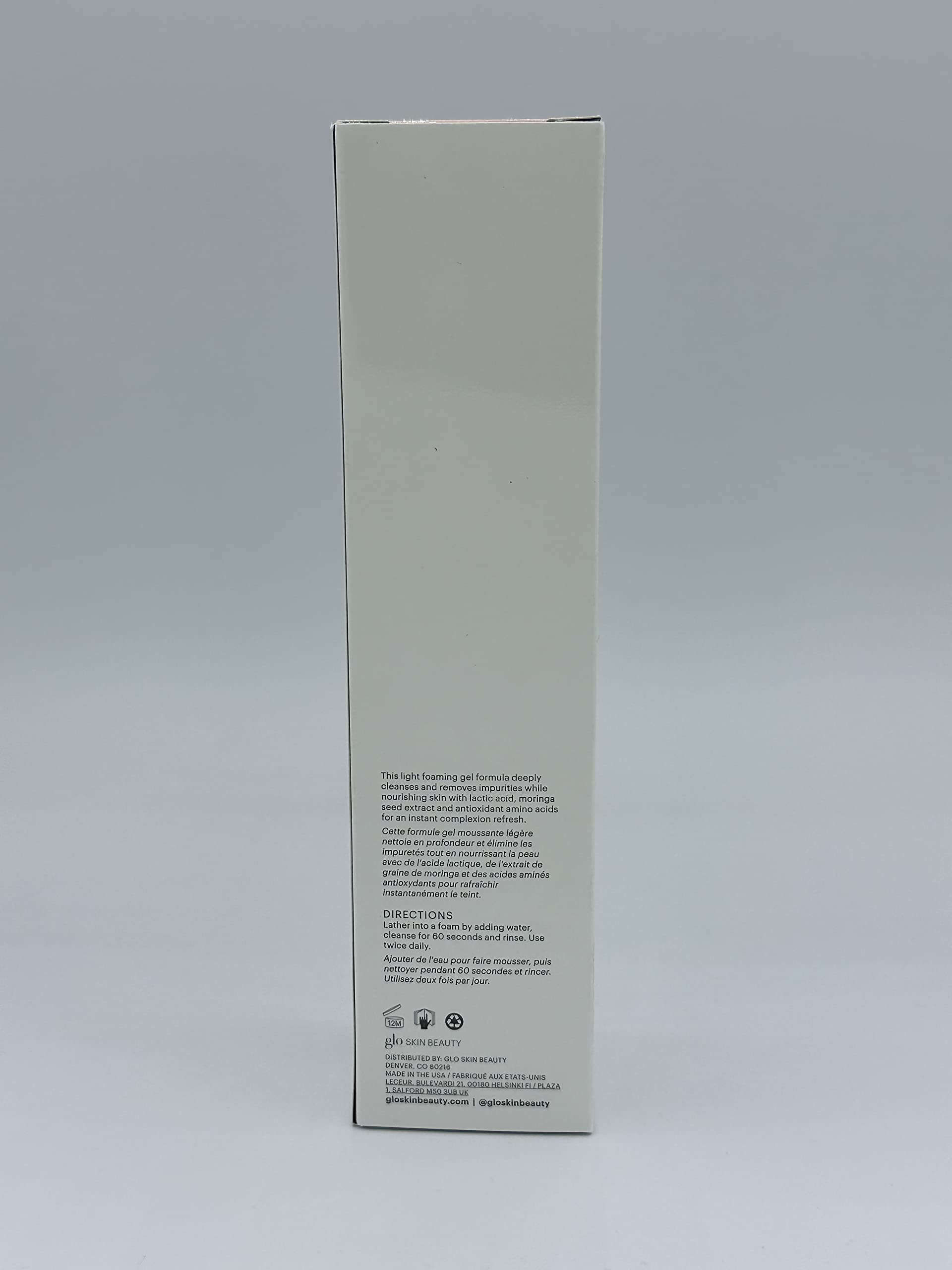 Glo Skin Beauty Hydra-Bright AHA Cleanser: botella-espuma lista para limpieza diaria