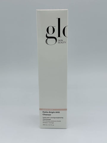Glo Skin Beauty Hydra-Bright AHA Cleanser: textura ligera para exfoliación suave