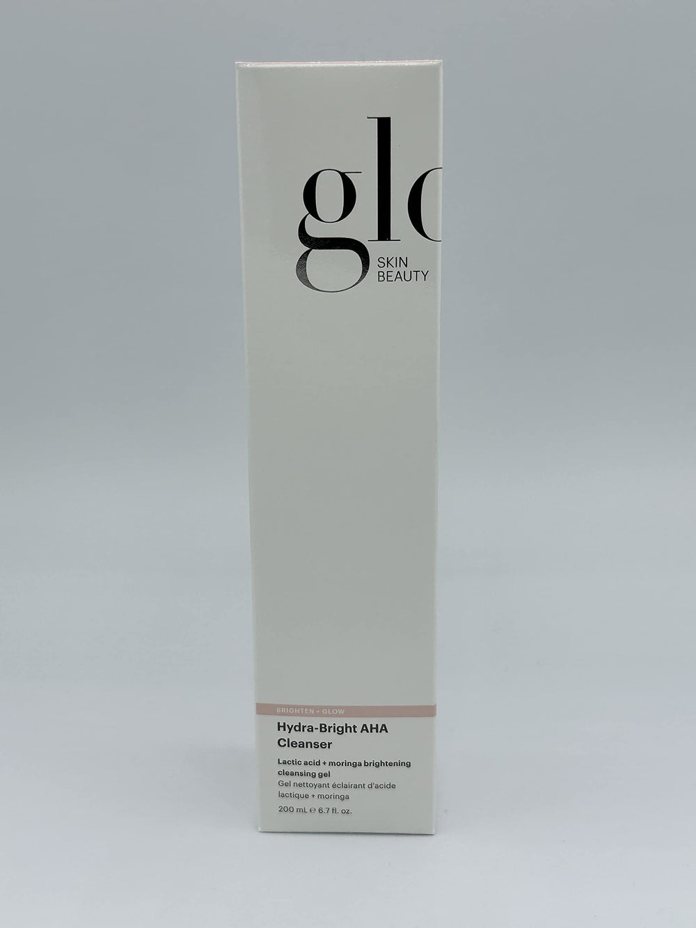 Glo Skin Beauty Hydra-Bright AHA Cleanser: textura ligera para exfoliación suave