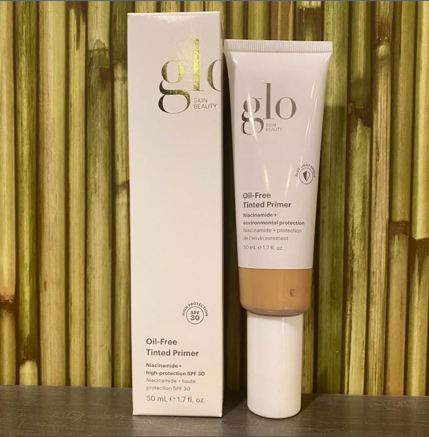Fórmula vegana y sostenible de Glo Skin Beauty primer tintado.