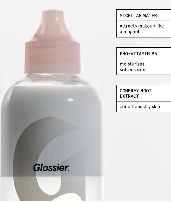 Glossier Milky Oil s’applique rapidement sur le visage grâce à sa pompe.