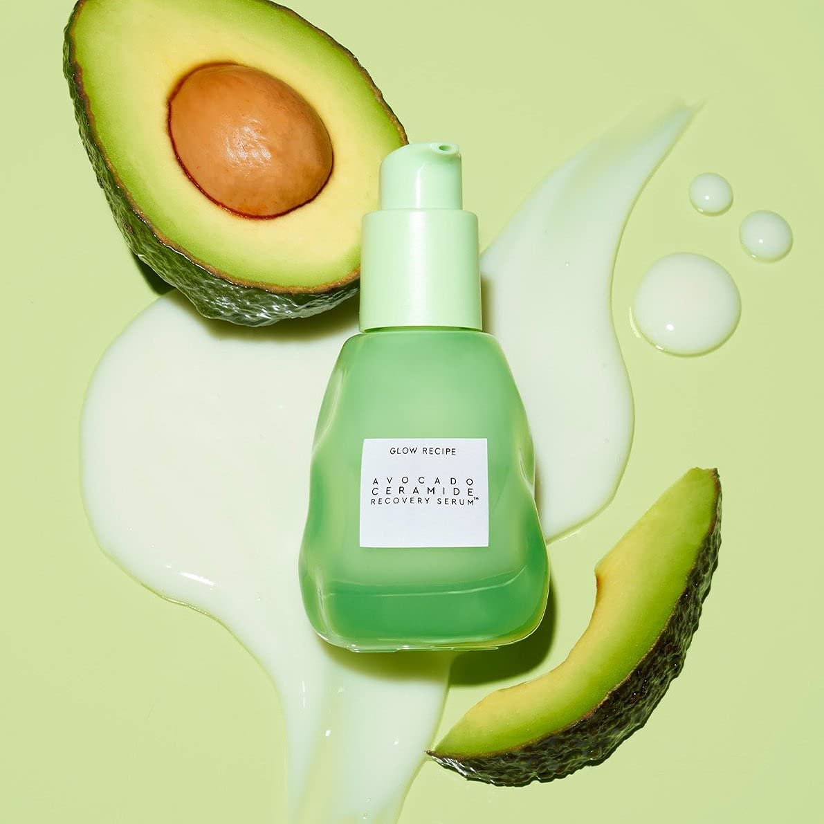 Glow Recipe Aguacate Ceramidas Sérum, textura leche, absorción rápida en piel seca.