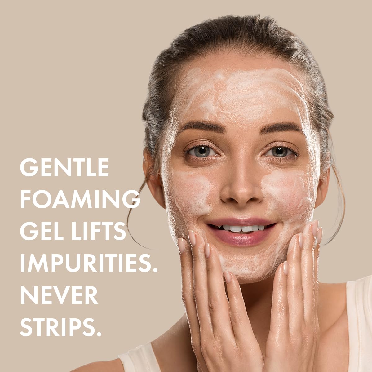 Glowbiotics nettoyant – ingrédients prébiotiques et actifs soutenant l’écosystème cutané.