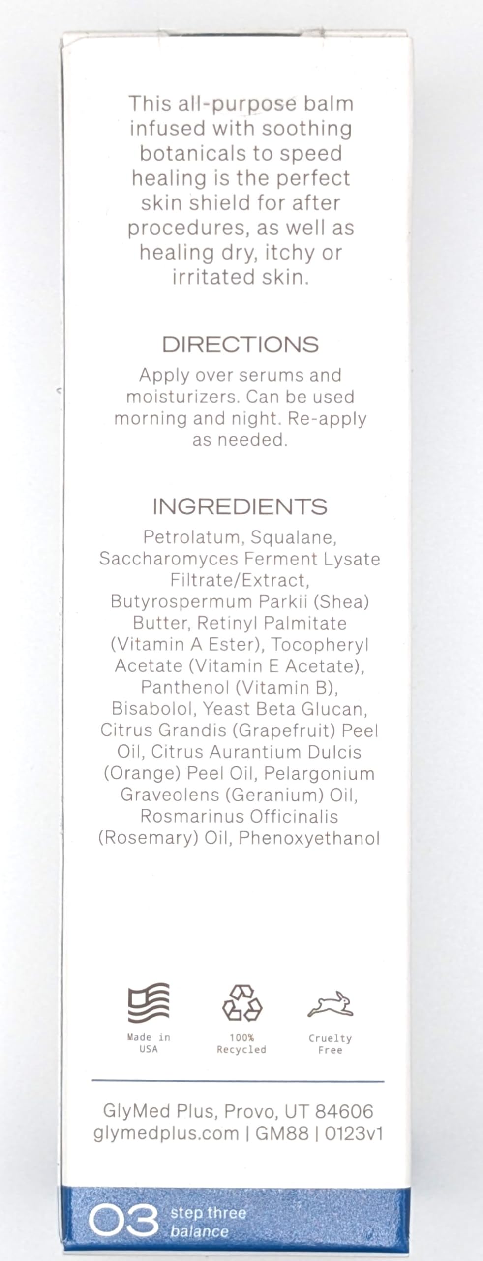 Textura cremosa de GlyMed Plus Cell Science Protection Balm para rostro, hidratación suave.