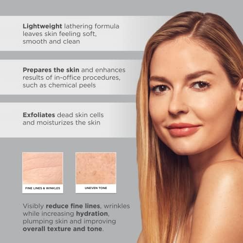 Glytone Mild Gel Cleanser desincrusta poros para una piel más limpia.