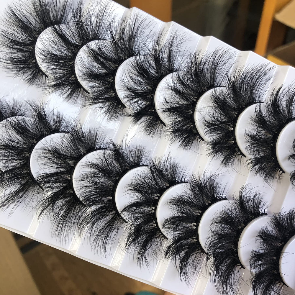 GMAGICTOBO maquillaje diario con pestañas para realzar la mirada.