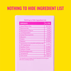 Good Molecules 5% Niacinamida con Ectoin, aplicación suave al rostro.