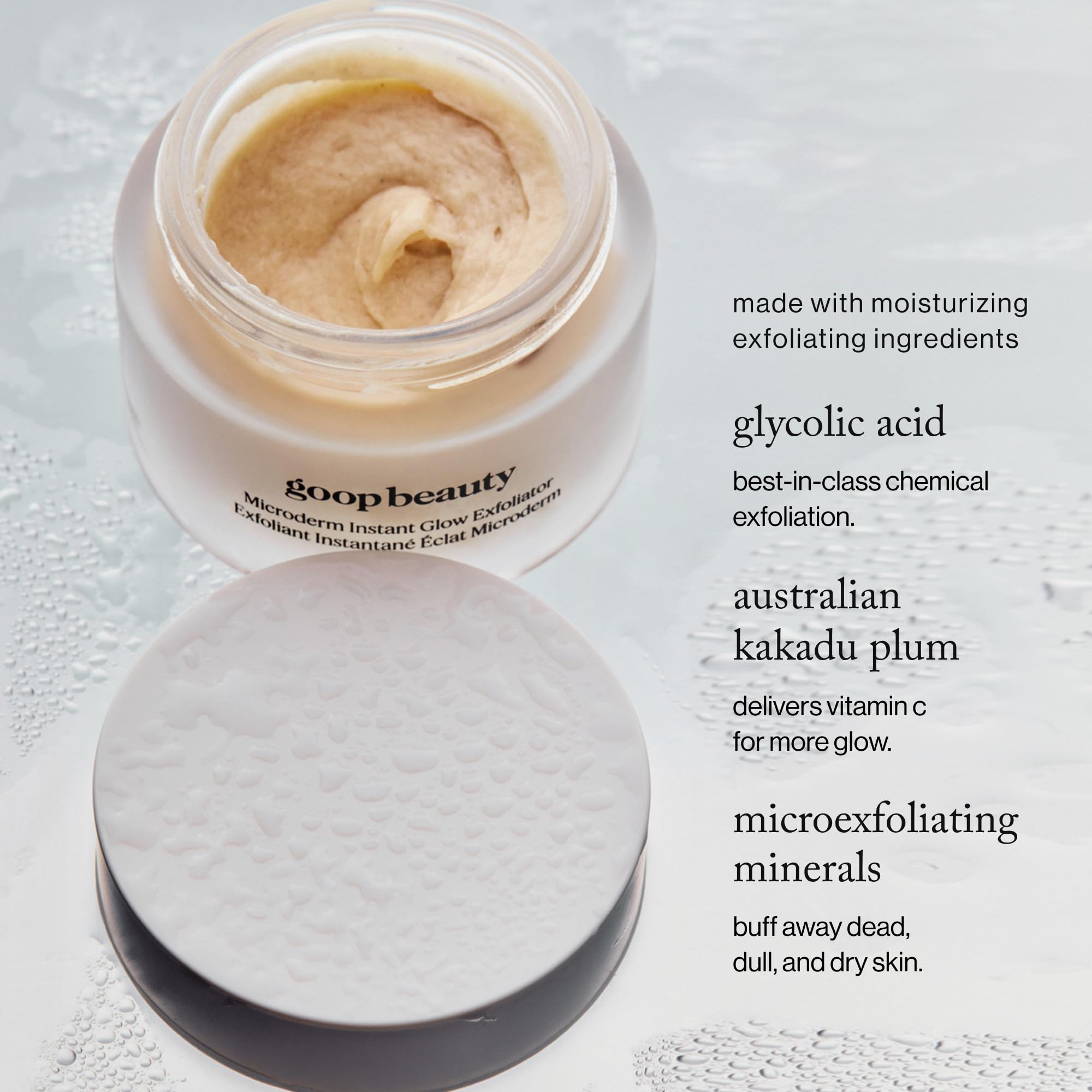 Goop Beauty Microderm Exfoliator, textura marshmallow, exfoliación ligera que deja la piel brillante.