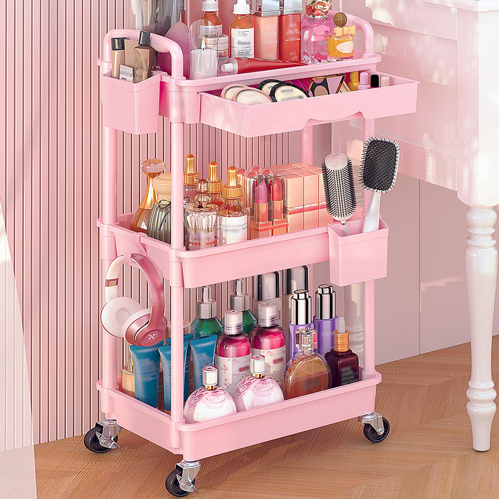Carrito de maquillaje rodante Goovilla visto de frente para usar junto al tocador