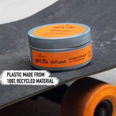Logo got2b Defiant Shine Pomade sur l'étiquette, signe d'un style sans effort.