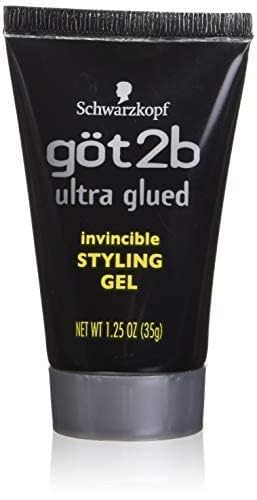 Got2B Ultra Glued Invincible, gel en la mano para control de peinado.