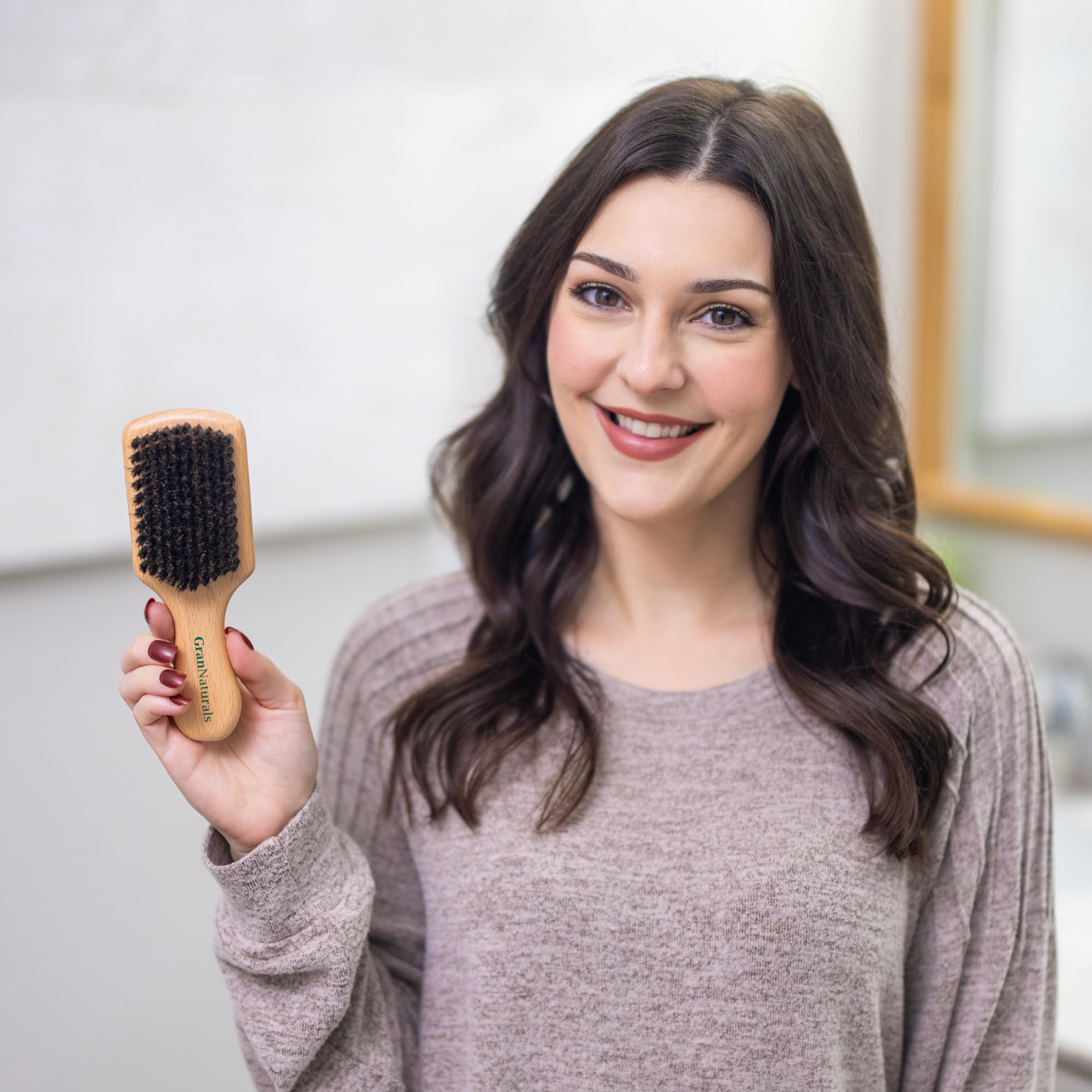 GranNaturals uso diario del cepillo para cabello y barba