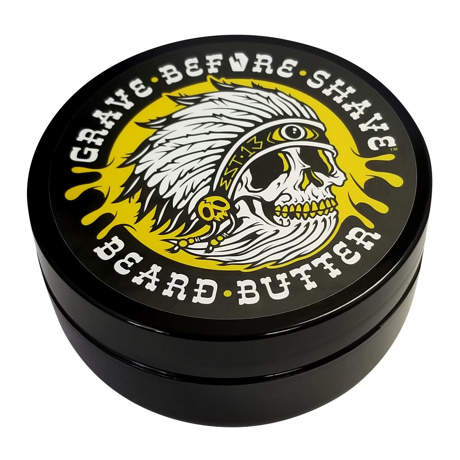 Aplicación de Grave Before Shave Teakwood Beard Butter para barba limpia y nutrida.