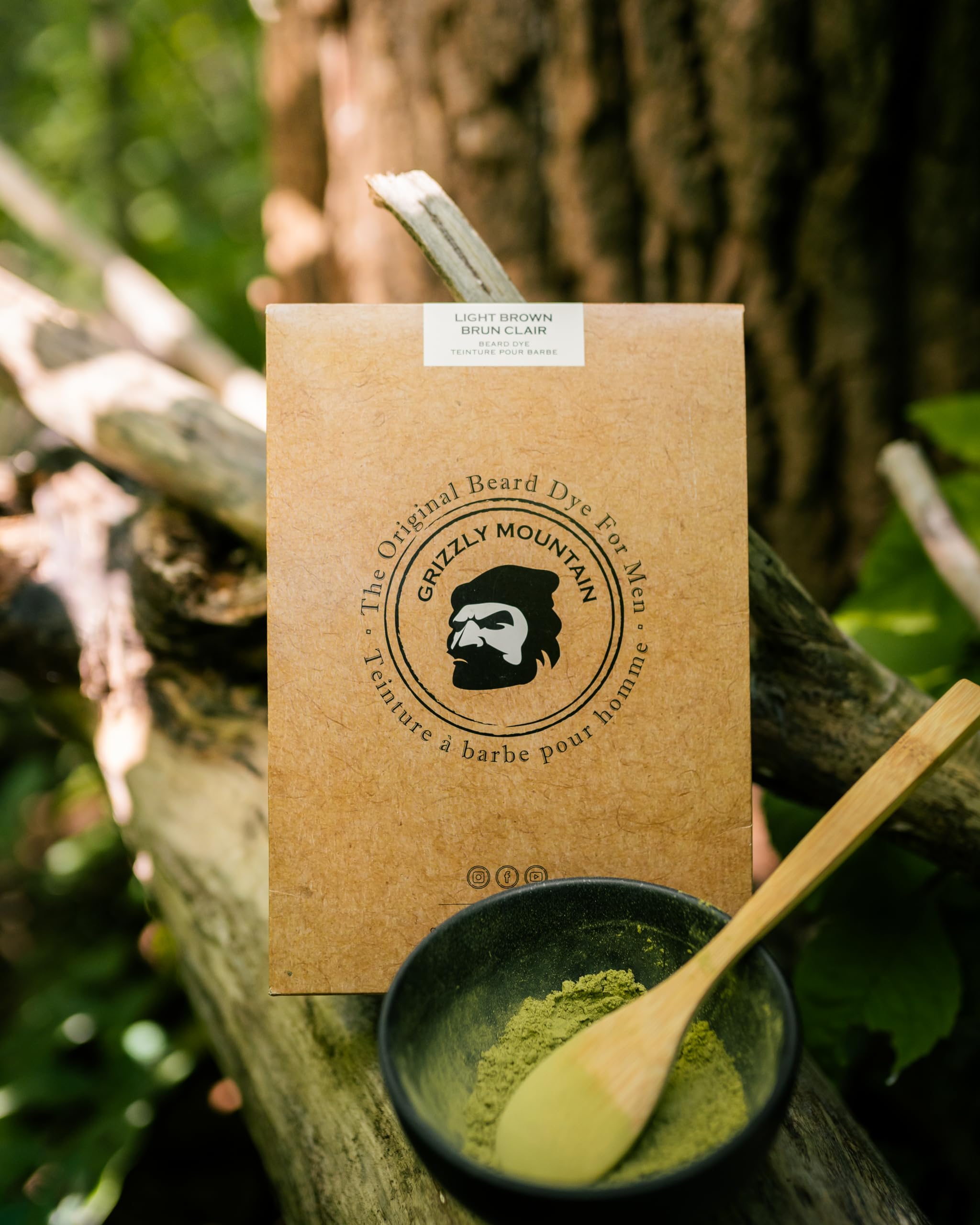 Grizzly Mountain Beard Dye: base organique fournie, sans produits chimiques.