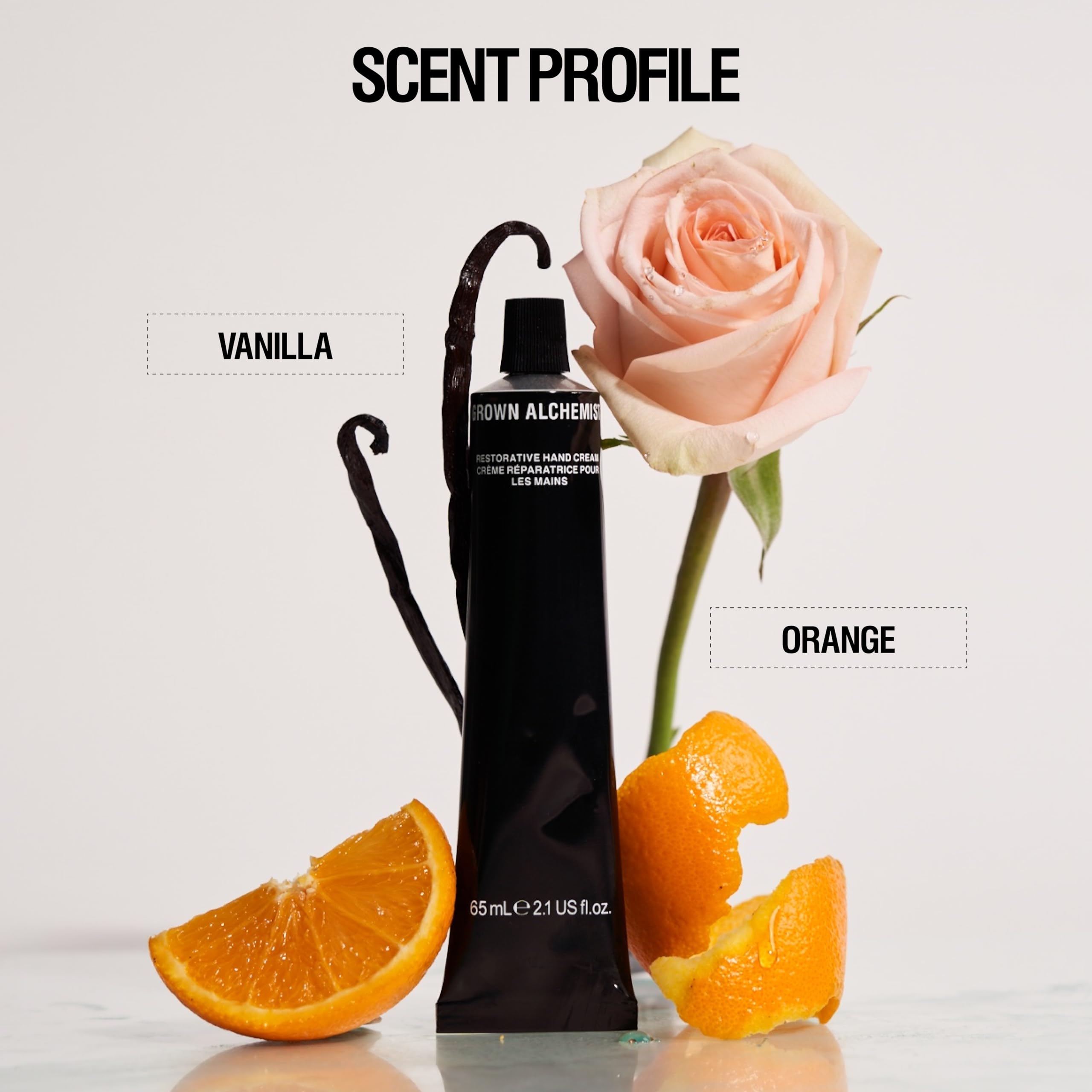 Ingrédients botaniques Aloe et Camellia pour une hydratation douce.