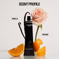 Ingrédients botaniques Aloe et Camellia pour une hydratation douce.