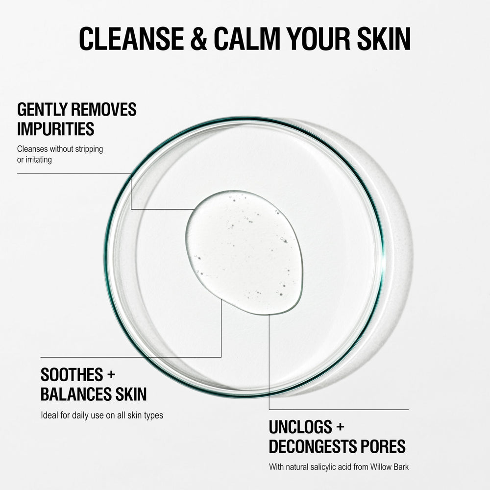 Grown Alchemist Gentle Gel Facial Cleanser, textura gel suave, sensación ligera durante la limpieza.