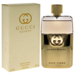 Gucci Guilty Pour Femme, notas frutales y amaderadas para ocasiones especiales.
