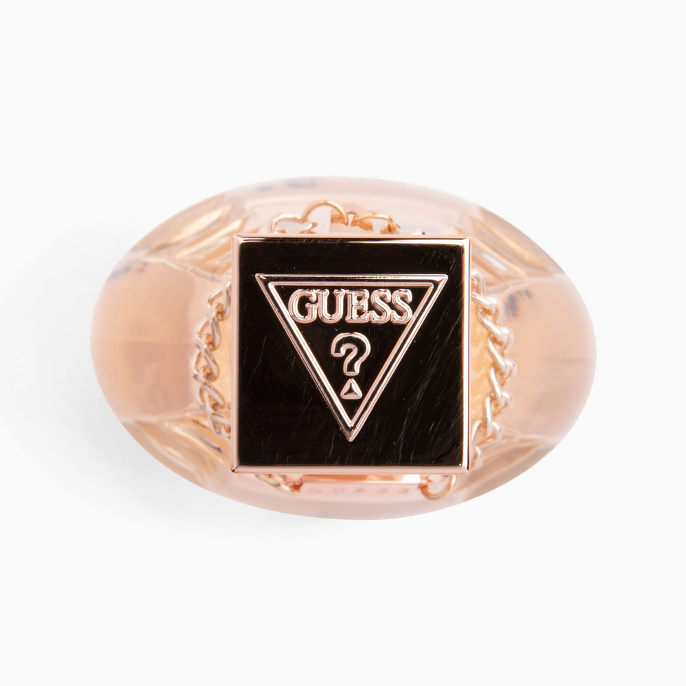GUESS Dare: caja-presentación sugiere un regalo elegante para sorprender.