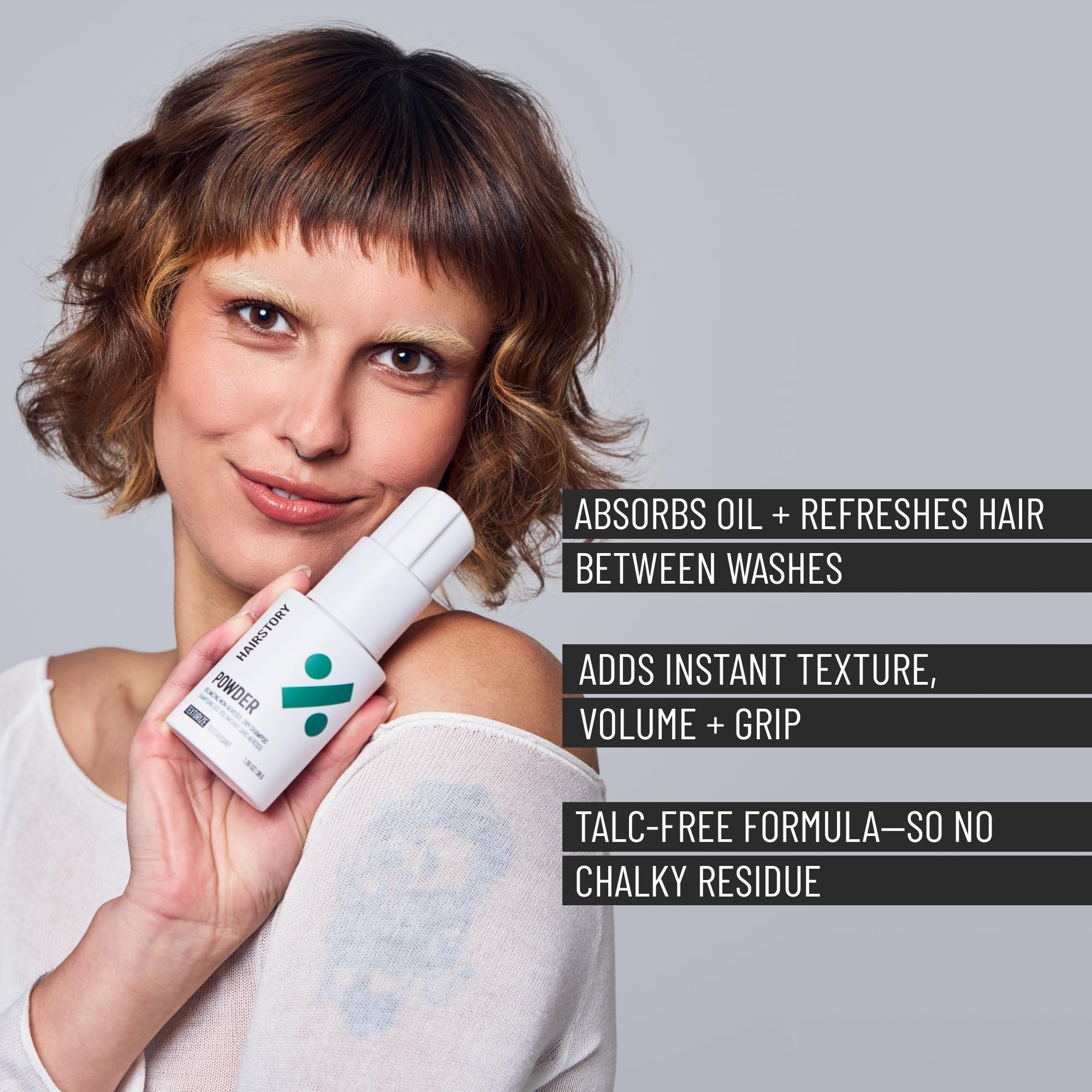 Hairstory Powder aplicación en raices para levantamiento rapido