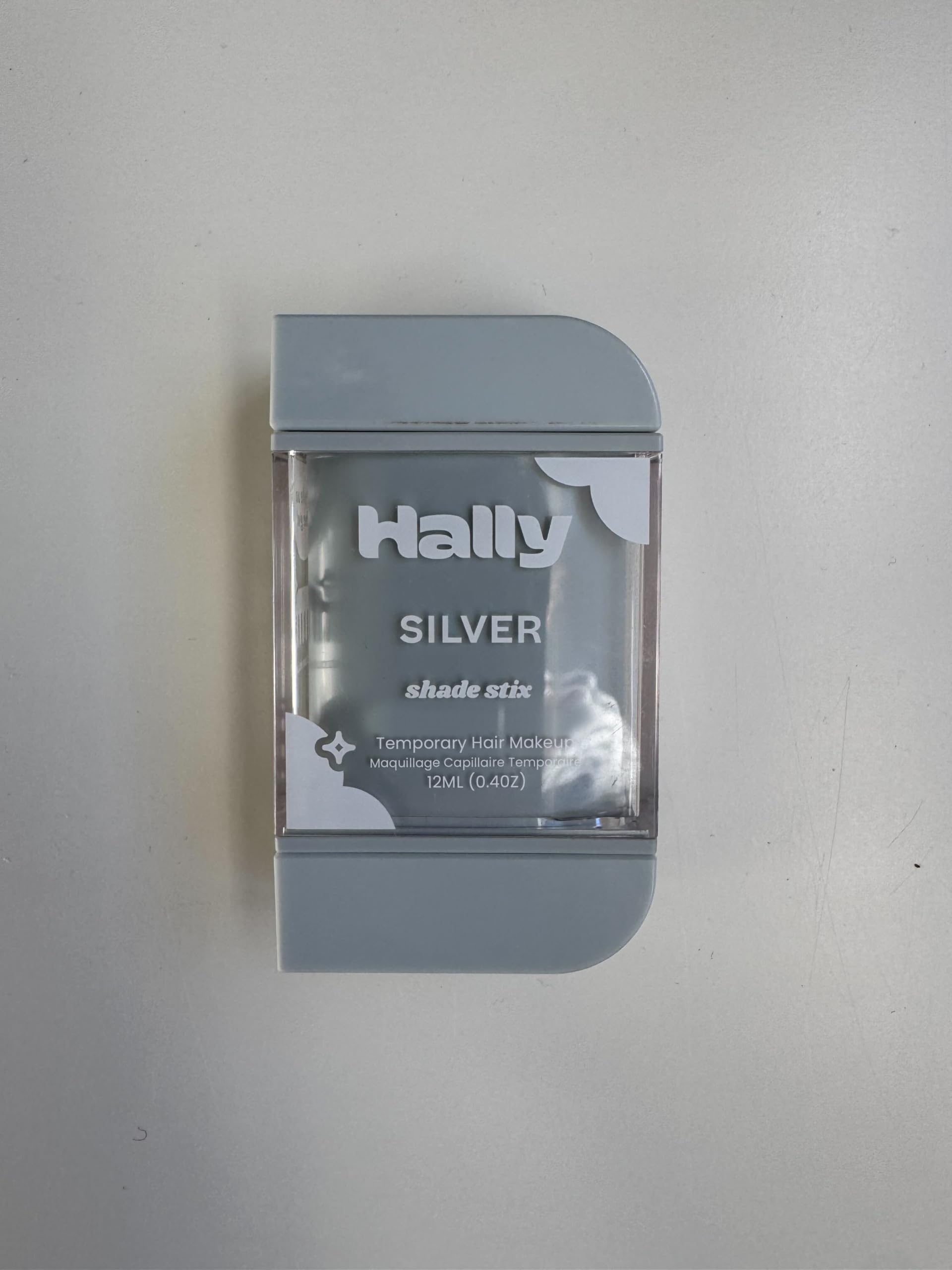 Hally Hair Shade Stix Silver facilita lavado con un solo champú.