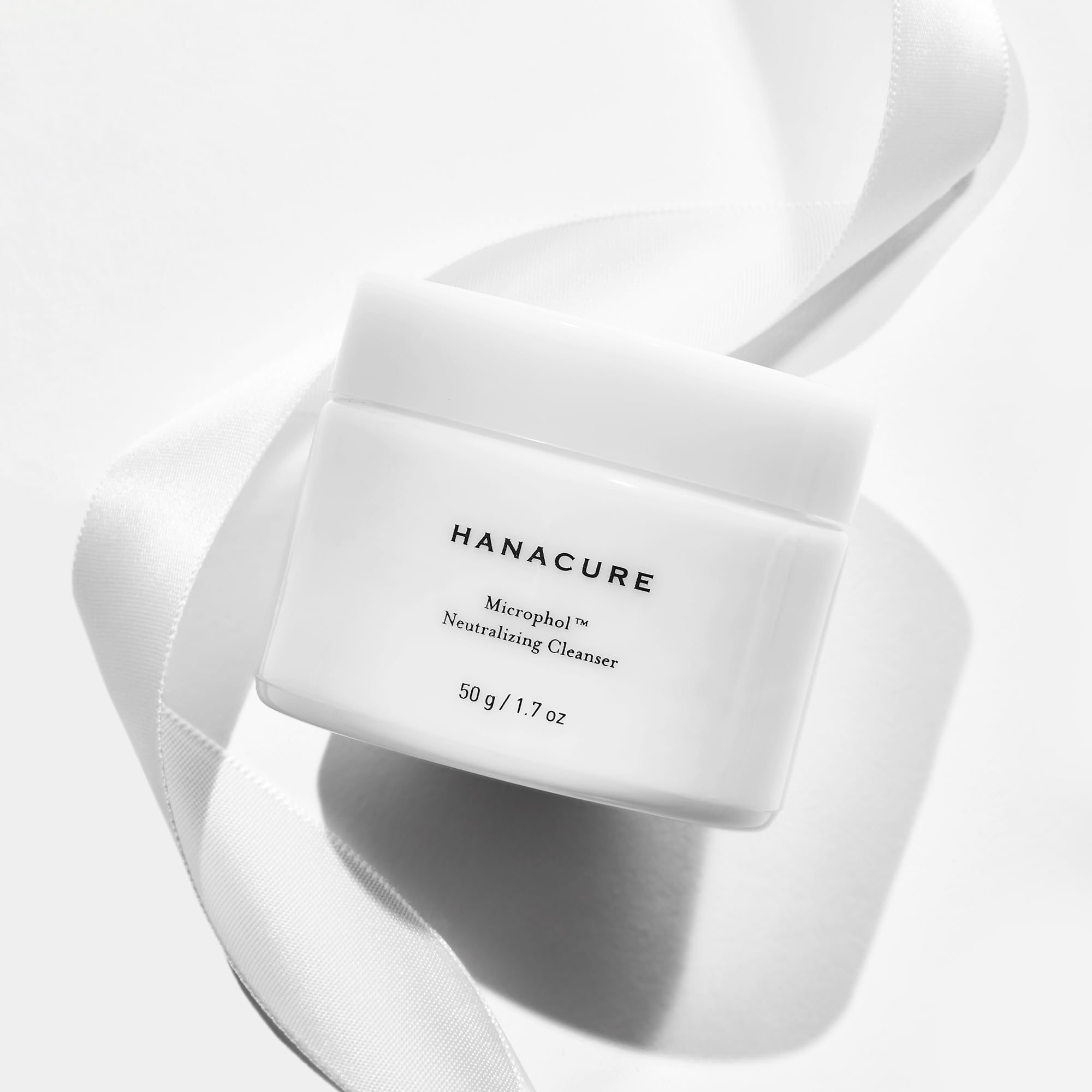 Hanacure Microphol, fórmula limpia libre de químicos agresivos.