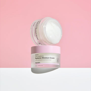 Hanskin Hyaluron Moisture Cream, acabado piel de vidrio en el rostro
