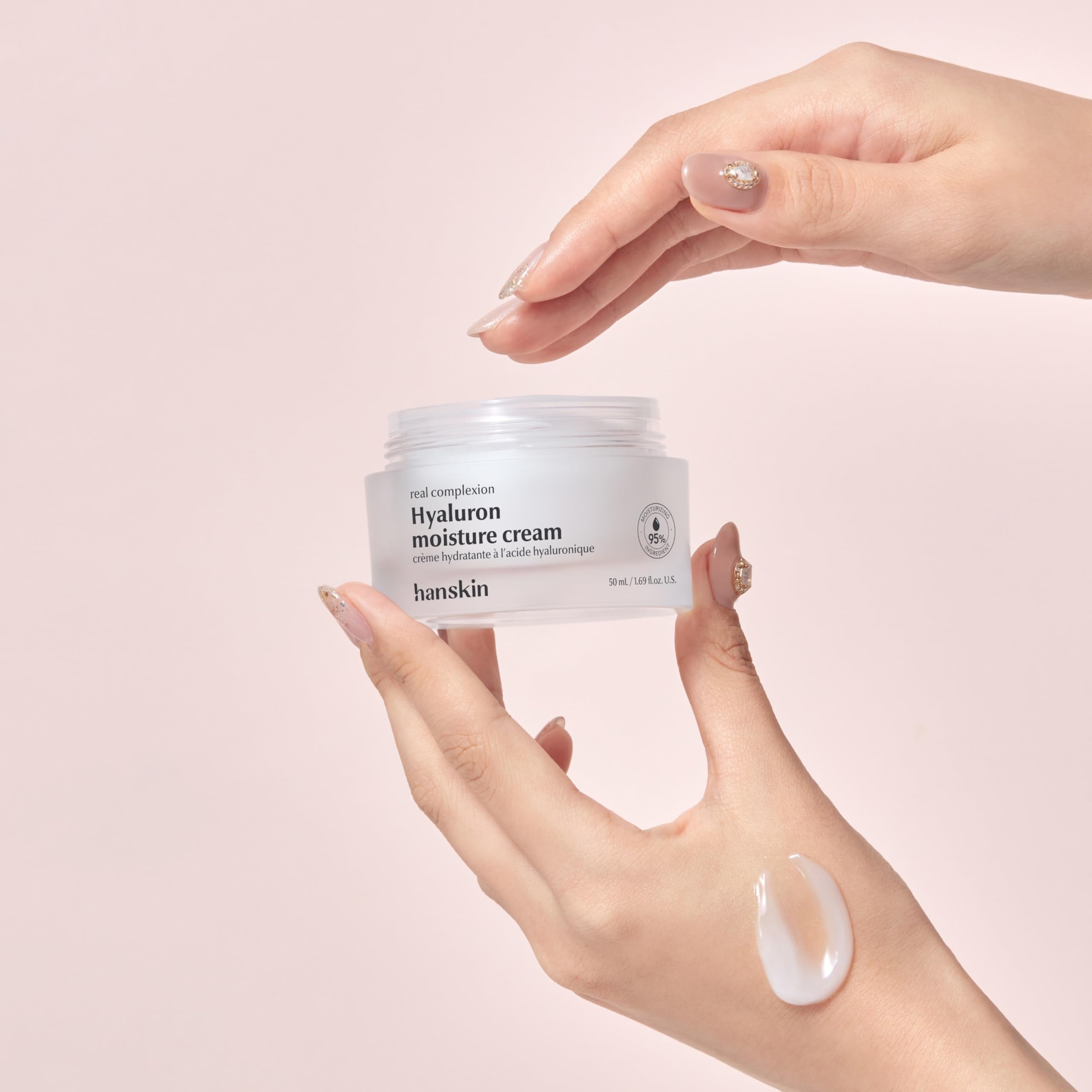 Hanskin Hyaluron Moisture Cream, niacinamida y vitamina E para la barrera