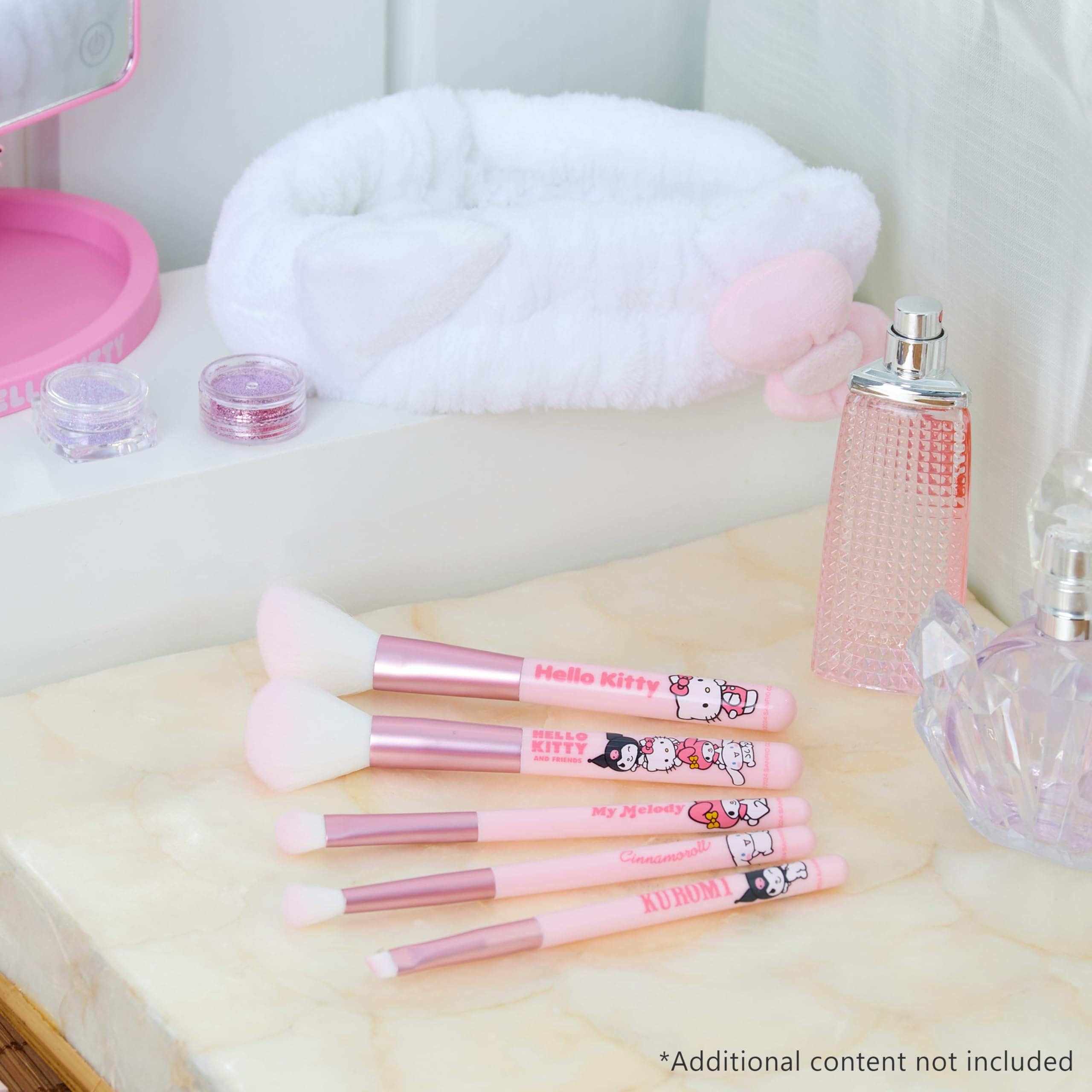 Pinceles de ojos Hello Kitty: tres brochas para definir y mezclar sombras con precisión