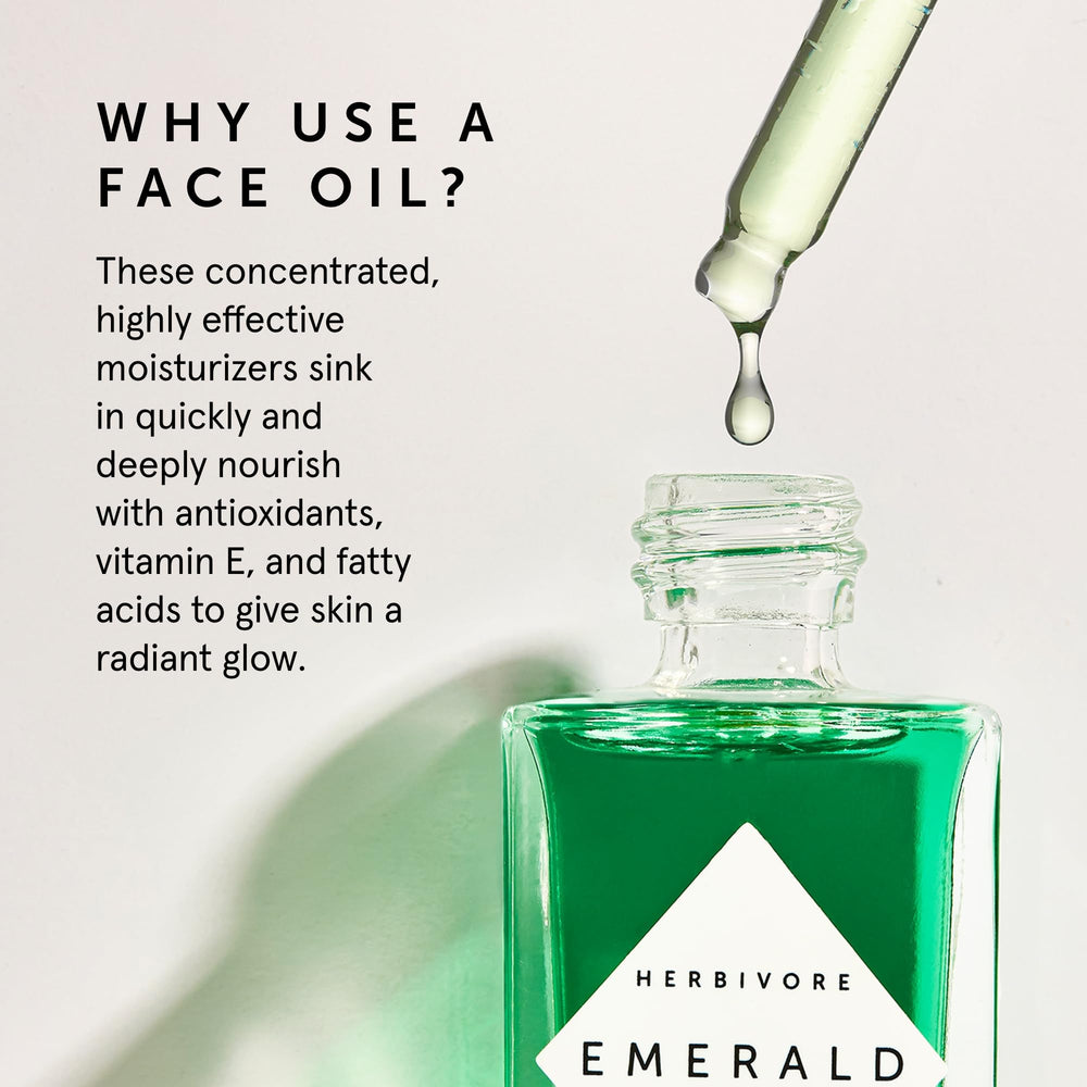 HERBIVORE Emerald Aceite Facial: envase compacto para uso diario.