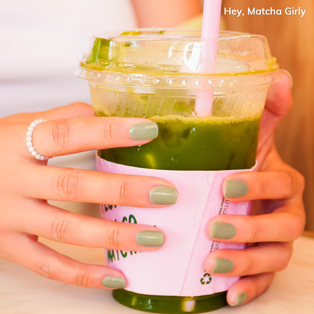 Heyhae: diseño verde matcha para un estilo elegante de uñas