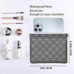 HIGH FIT bolso cosmético de cuero, apertura lateral para uso con una mano.