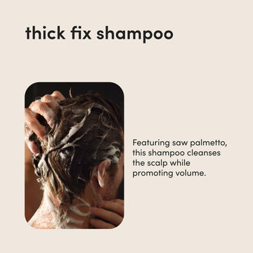 Sérum Minoxidil Hims Thick Fix en botella para aplicación precisa.