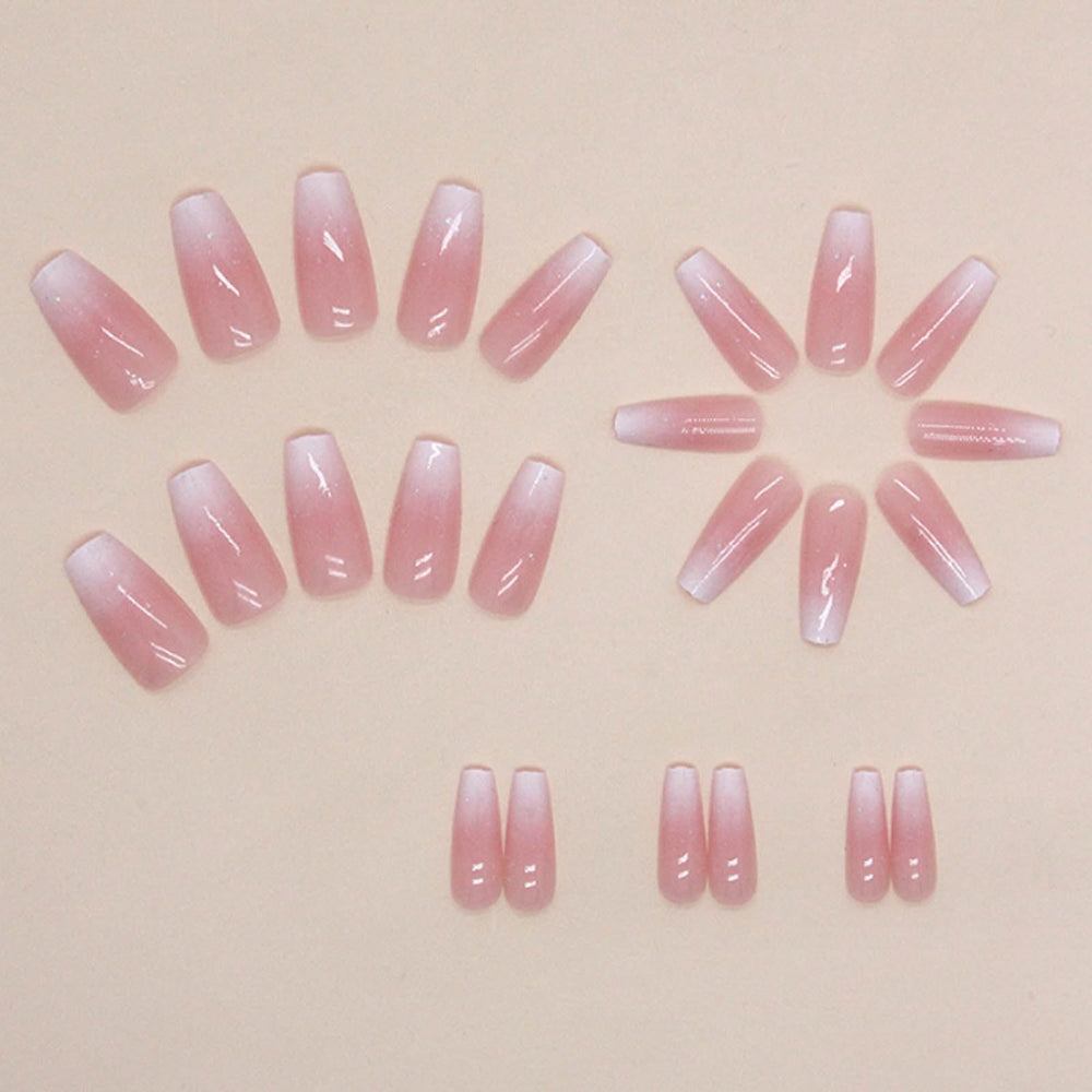 Hkanlre detalle de diseño rosa en uñas coffin para estilo único