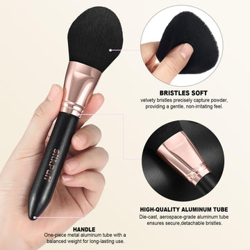 Pincel cejas HOIFA Silkpuff para definir cejas con control.