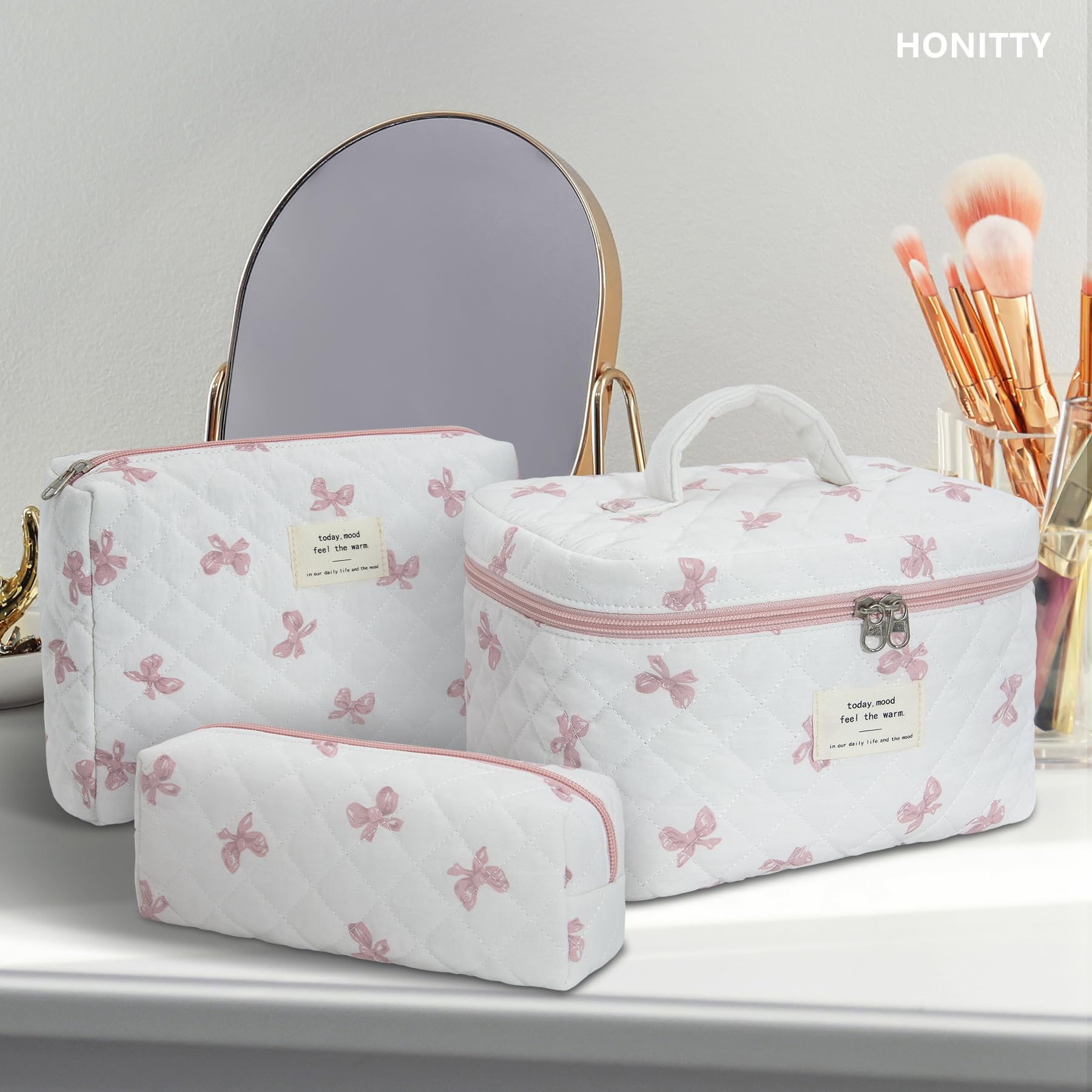 Organizador de viaje Honitty con espacio para productos y suministros.