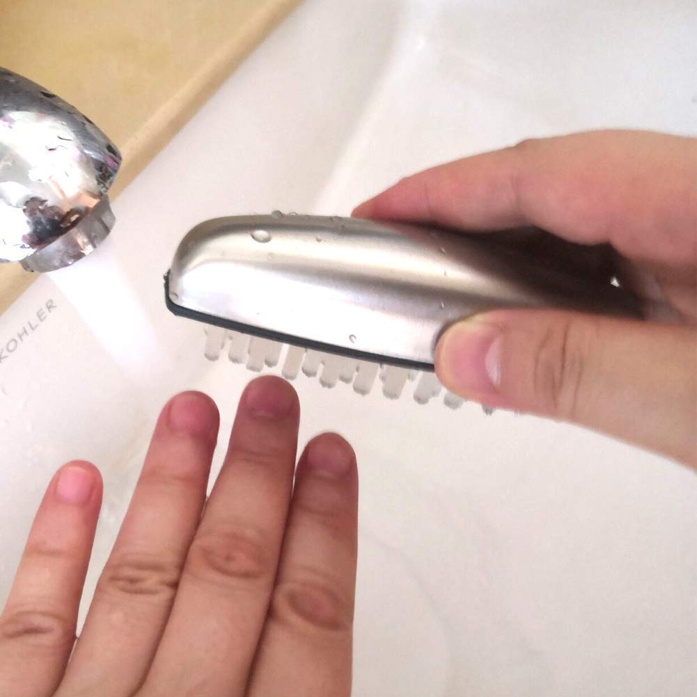 Prueba de olor con agua fría y HONOMA, para neutralizar aromas fuertes.