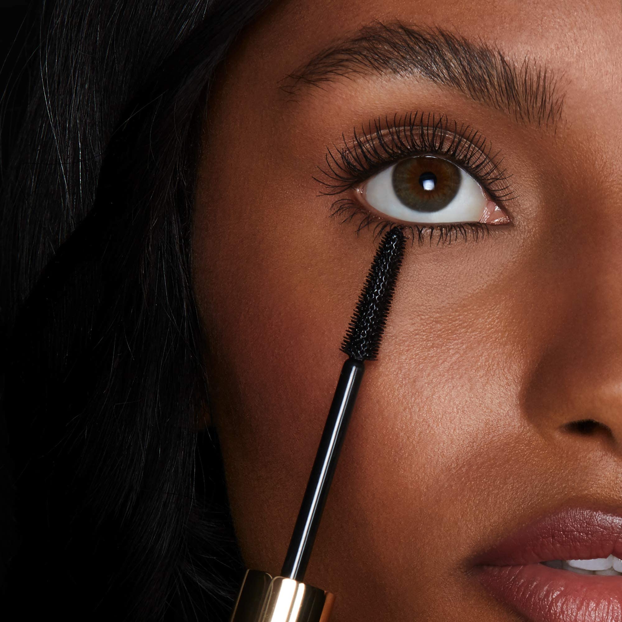 Hourglass Unlocked Mascara Tubing vegano-crueltyfree fórmula segura para ojos sensibles