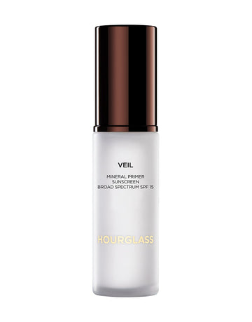 Hourglass, primer mineral, botella elegante para base suave y duradera.