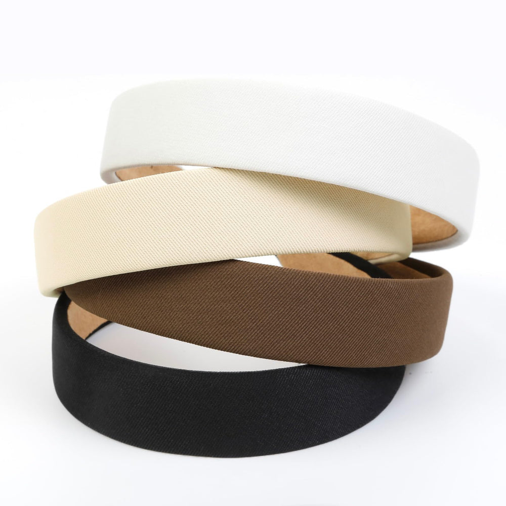 Huachi diadema beige para mujer: combinación suave con tonos neutros.