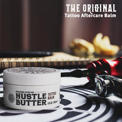 Hustle Butter Deluxe textura sedosa, ayuda a calmar la piel despues de tatuar.