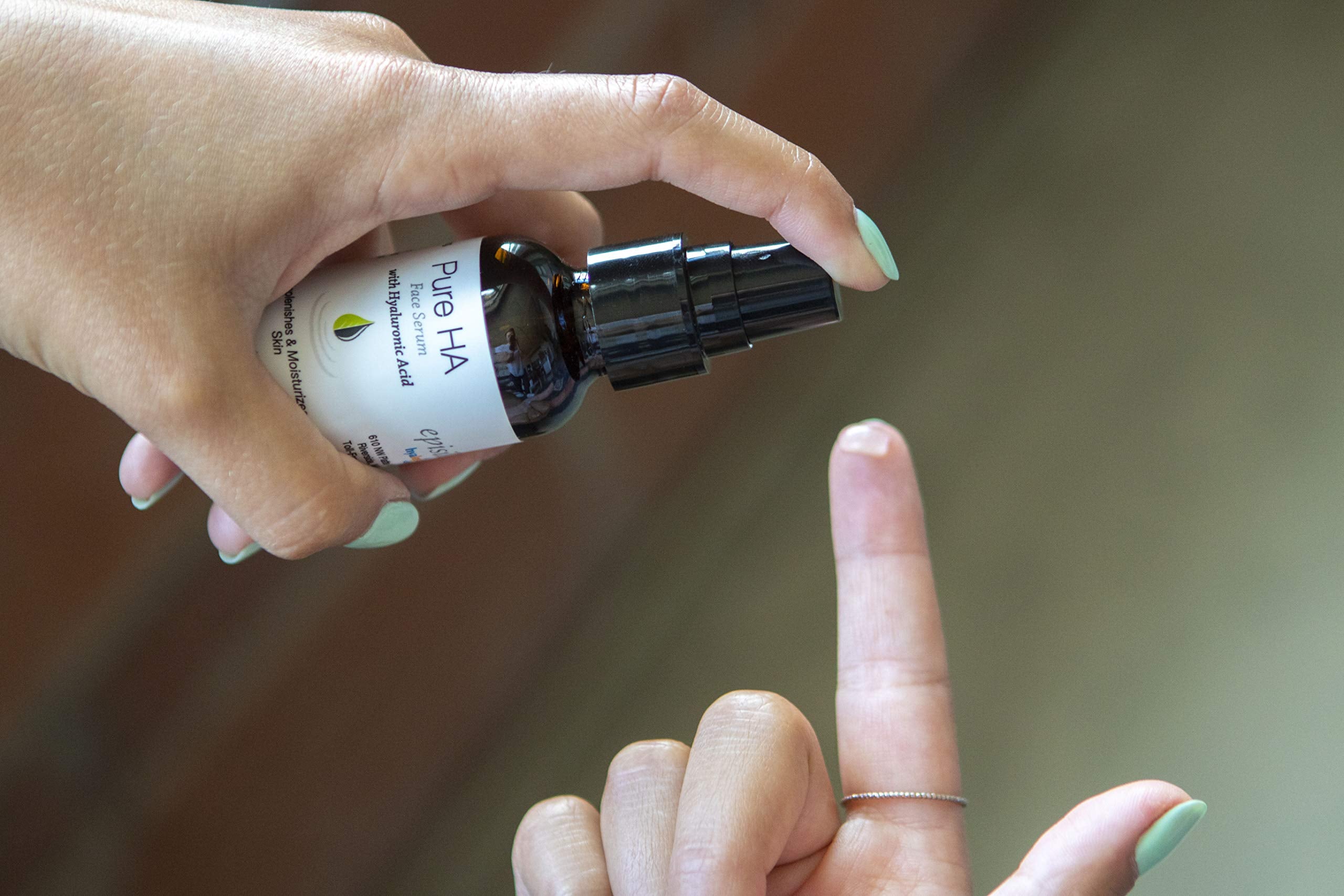 Hyalogic Episilk Serum, hidratación diaria para piel fresca y flexible.