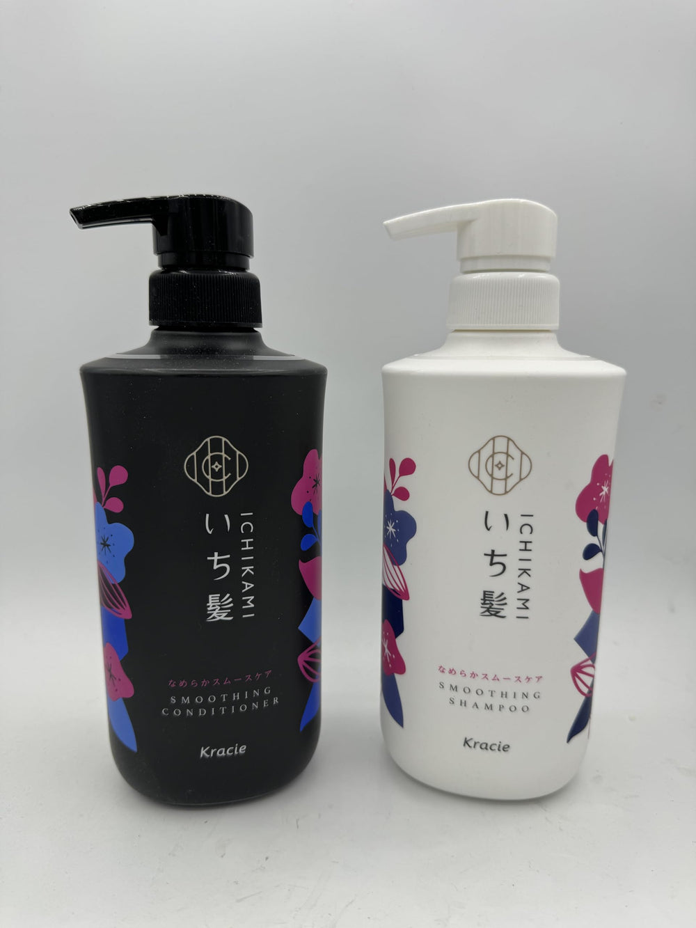 Ichikami acondicionador suave en frasco, desenreda y deja cabello sedoso.
