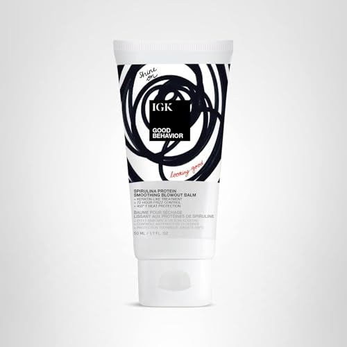 IGK GOOD BEHAVIOR Spirulina Protein Anti-Frizz Smoothing Blowout Balm aplicación con secador para alisar