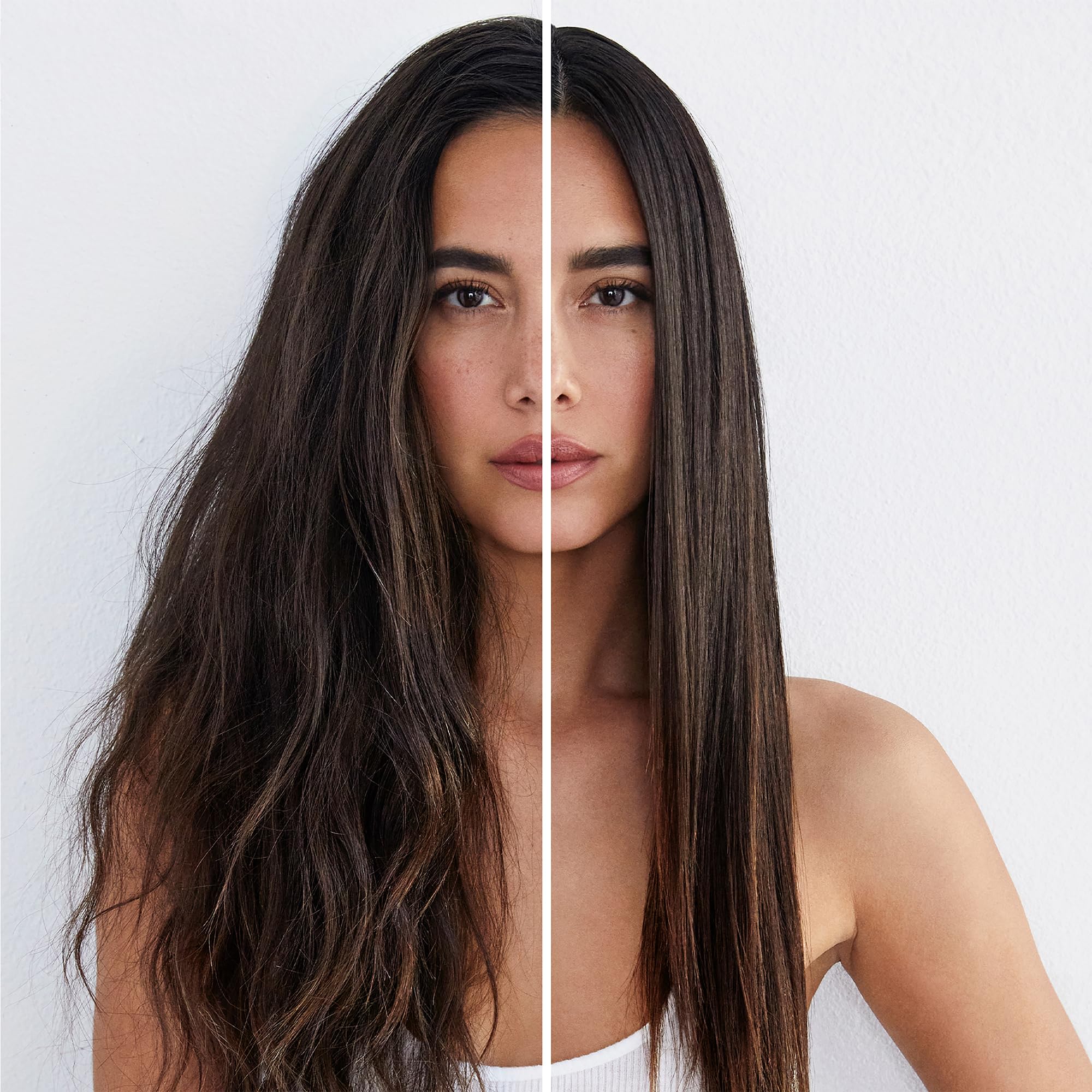 IGK GOOD BEHAVIOR Spirulina Protein Anti-Frizz Smoothing Blowout Balm textura crema para brillo sin peso