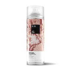 IGK Jet Lag bouteille prête à pulvériser pour une fraîcheur légère.