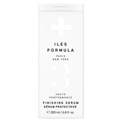 Iles Formula – crème styling légère sur bouteille pour brushing fluide et facile.